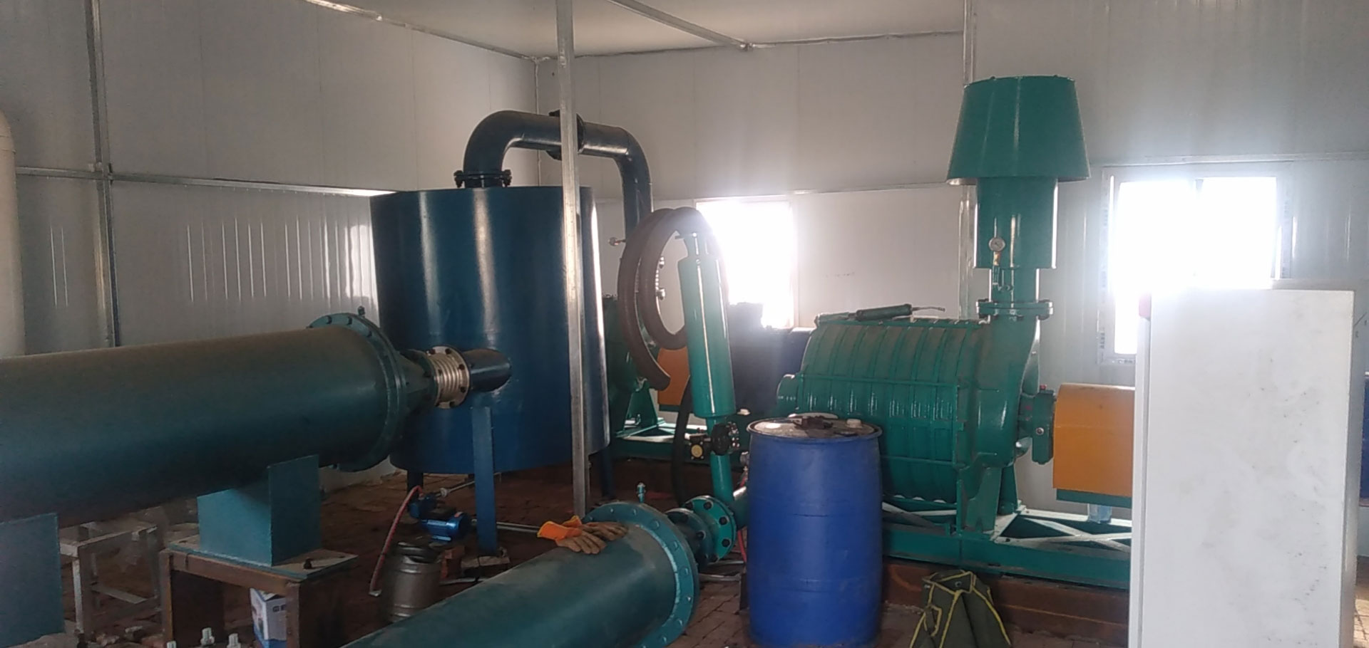 垃圾填埋土地污染治理抽氣注起風(fēng)機.jpg